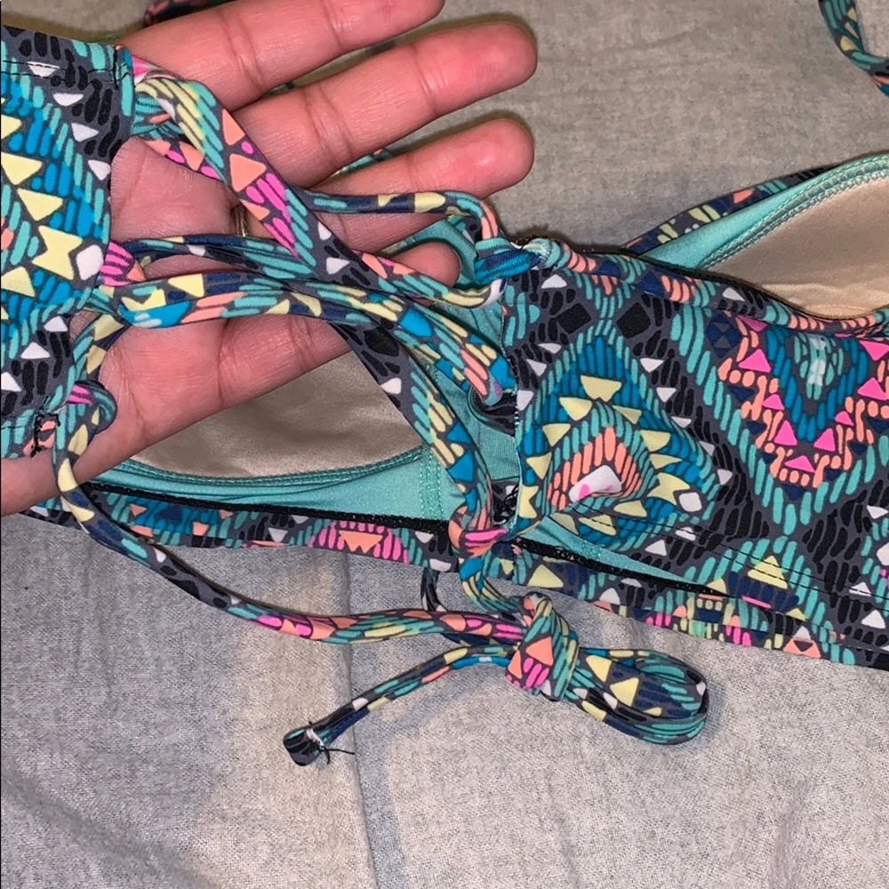 Bikini Top - Picture 2 of 2